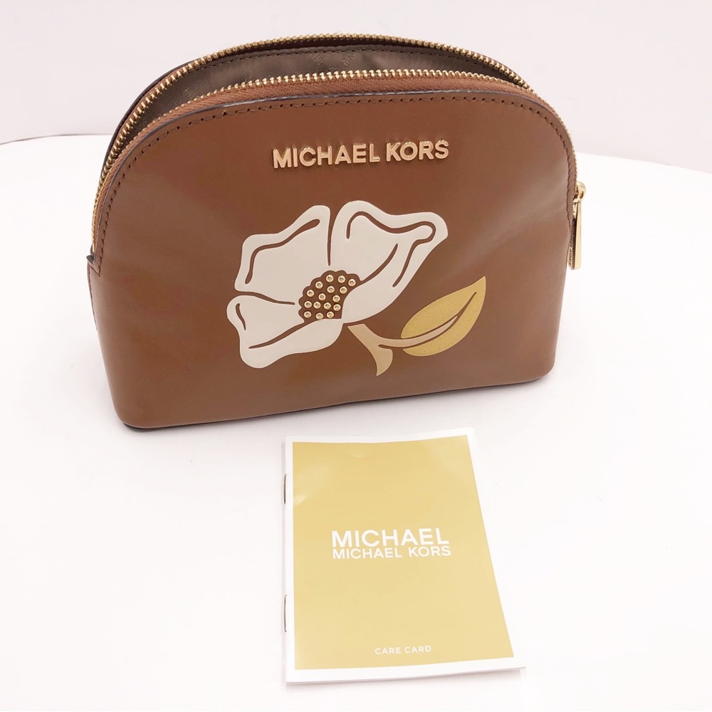 🆕{Michael Kors} Travel Purse
